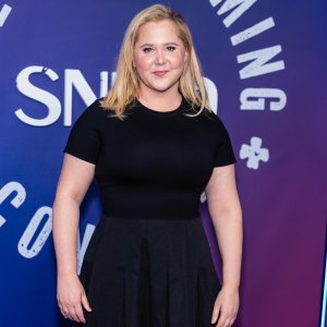 Amy Schumer Says She Tried Wegovy Years Ago and Couldn’t Stop Puking Praises Current Good Experience With Mounjaro