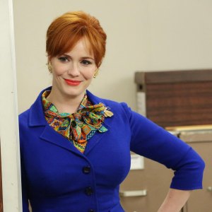 Christina Hendricks Explains How Starring on Mad Men for Nearly a Decade Influenced Her Career 672