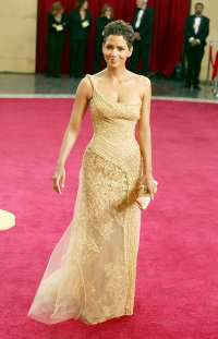 Dazzles Halle Berry in Ready Disco Sections on Oscars Red Carpet 2025