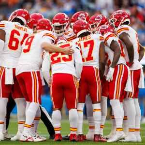 GettyImages-ChiefsTeam.jpg
