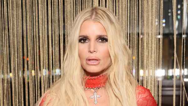 Jessica Simpson Says Her Vocal Coach Told Her to Drink Honey With Snake Sperm to Help Her Music