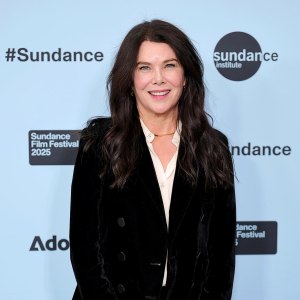 Lauren Graham Jokes She s Paid in Love for Gilmore Girls Residuals 670