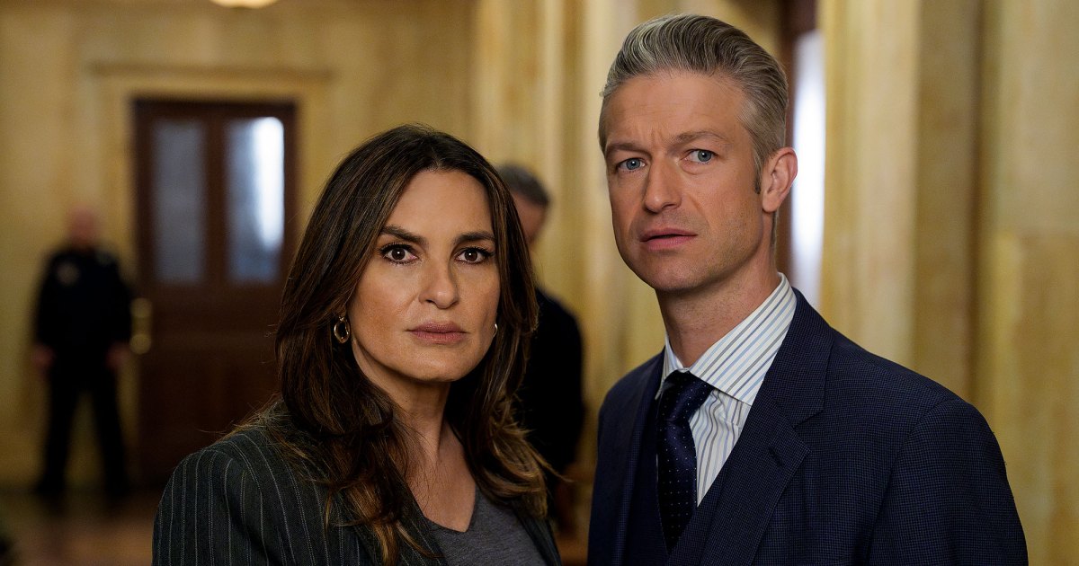 SVU Sneak Peek: Benson, Carisi Team Up for Complicated Interrogation SVU Sneak Peek: Benson, Carisi Team Up for Complicated Interrogation
