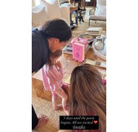 Meghan Markle and his daughter Lilibet, 3, enjoy Playte Sweet with Aunt Serena Williams