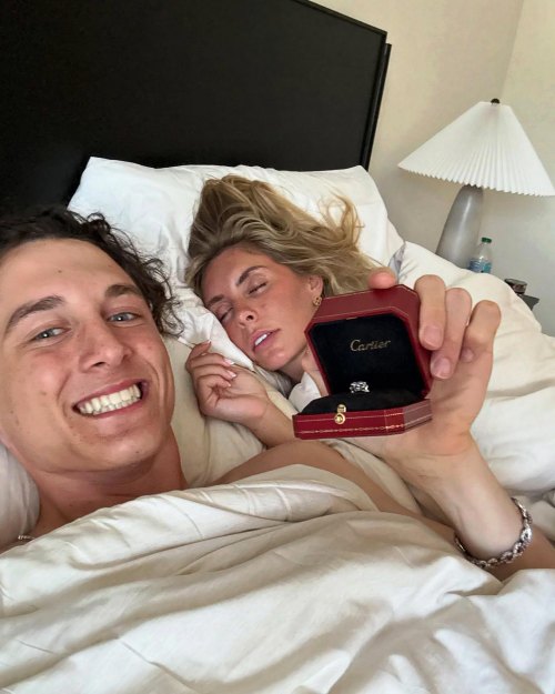 OnlyFans’ Bonnie Blue Has 19YearOld Boyfriend Us Weekly