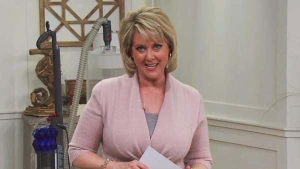 QVC Host Mary Beth Roe Teases Her Final Show Before Retirement I May Just Have a Meltdown 526