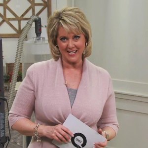 QVC Host Mary Beth Roe Teases Her Final Show Before Retirement I May Just Have a Meltdown 526