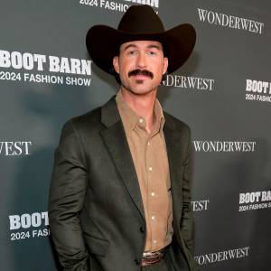 Riley Green Appears to Set the Record Straight About His Love Life Amid Dating Rumors