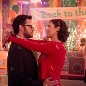 The Way Home Showrunner Reveals Why Elliot Didn t Propose to Kat During Season 3 Finale 352