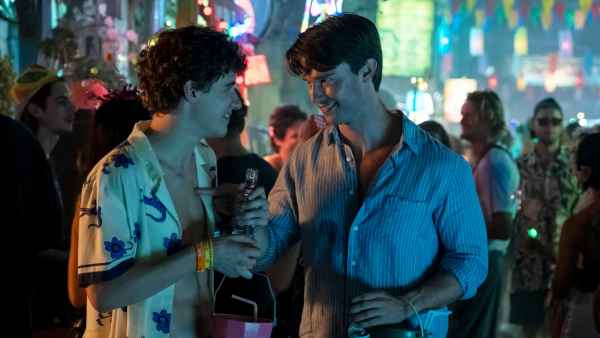 White Lotus Sam Nivola Says Filming Incest Scene With Patrick Schwarzenegger