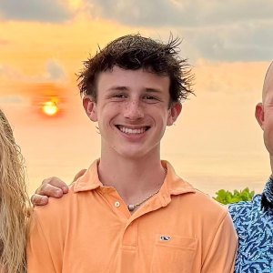 Why Brett Gardner and Family Haven t Been Able to Retrieve Son Miller s Body in Costa Rica 934