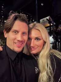 Brooke Hogan and her husband Steven Oleksy Timeline Time Relationship of Secret Romance to Family 4