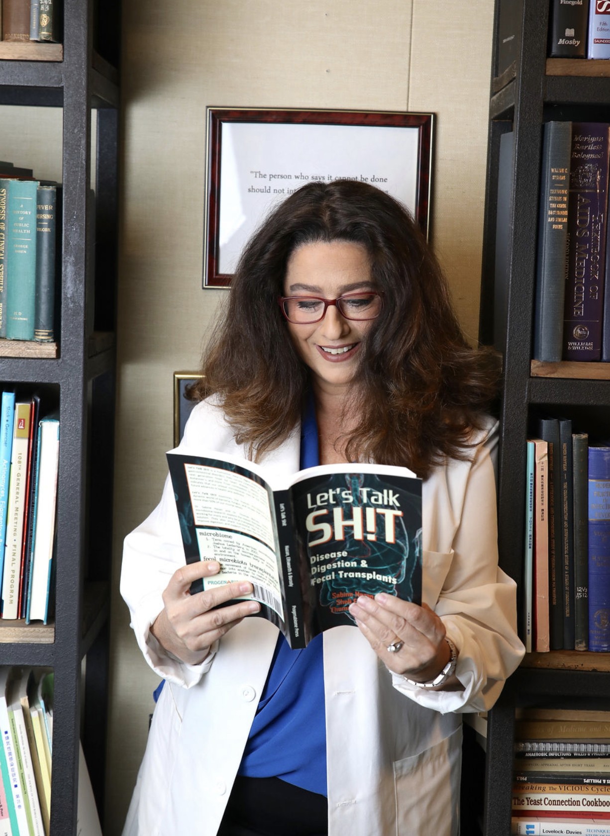 Dr. Sabine Hazan