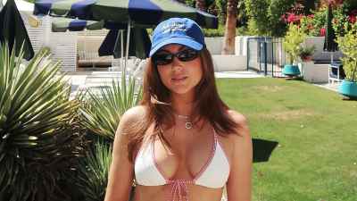 Campbell Pookie Puckett Shows off Her Postpartum Figure in Bikini 951