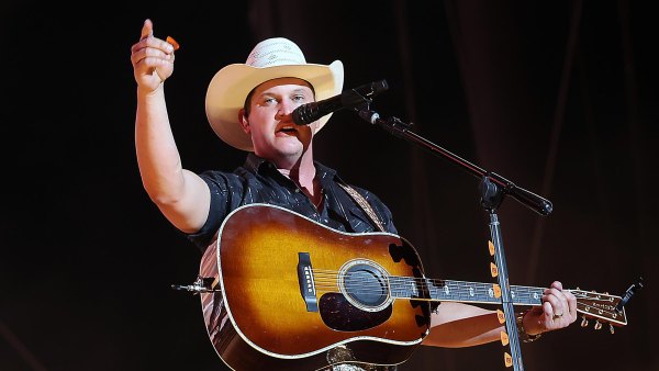 Exclusive Jon Pardi Backstage Pass 606