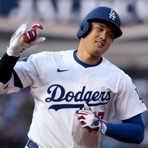 GettyImages-2212675431-Shohei-Home-Run