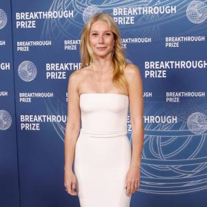 Gwyneth Paltrow Says Shes Eating Cheese and Carbs Again