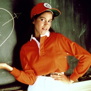 How 80s Actress Jami Gertz Became a Billionaire