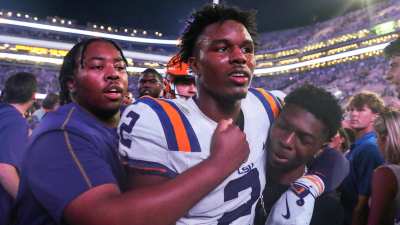 Late LSU Star Kyren Lacys Dad Shares Emotional Message After Sons Death