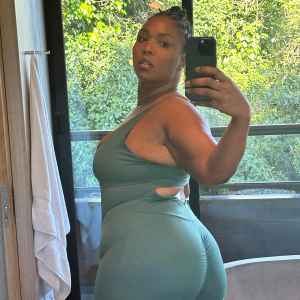 Lizzo Shows Off Sexy Bum Sculpting Shorts Post Weight Loss