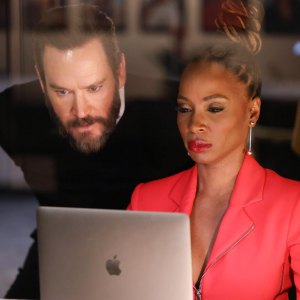 Mark Paul Gosselaar Shanola Hampton Didnt Want Fans Rooting for Their Controversial Found Romance