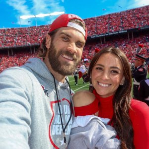 Phillies’ Bryce Harper Uses Custom Bat to Reveal Gender of Baby No. 4 During Game