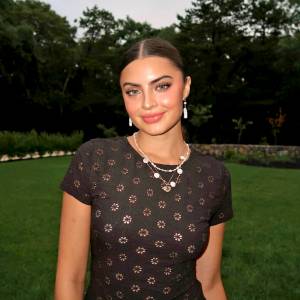 Rachael Kirkconnell Demonstrates How She Does Her Slick Back Buns