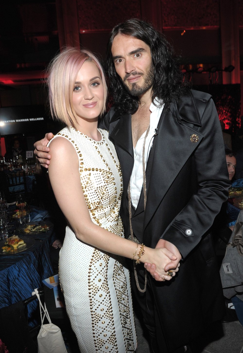 Russell Brand revela a razão por trás do divórcio de Katy Perry em raros comentários sobre seu casamento