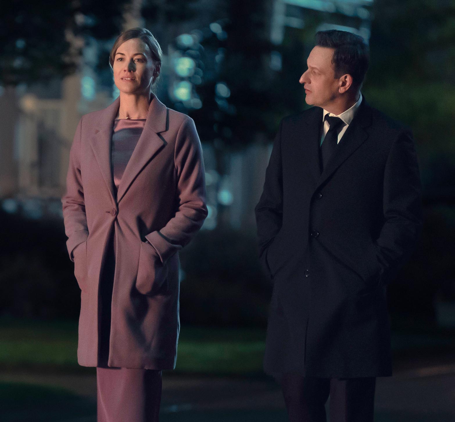 The Handmaids Tale Fans Have Mixed Feelings About This Surprise Romance in 6th and Final Season