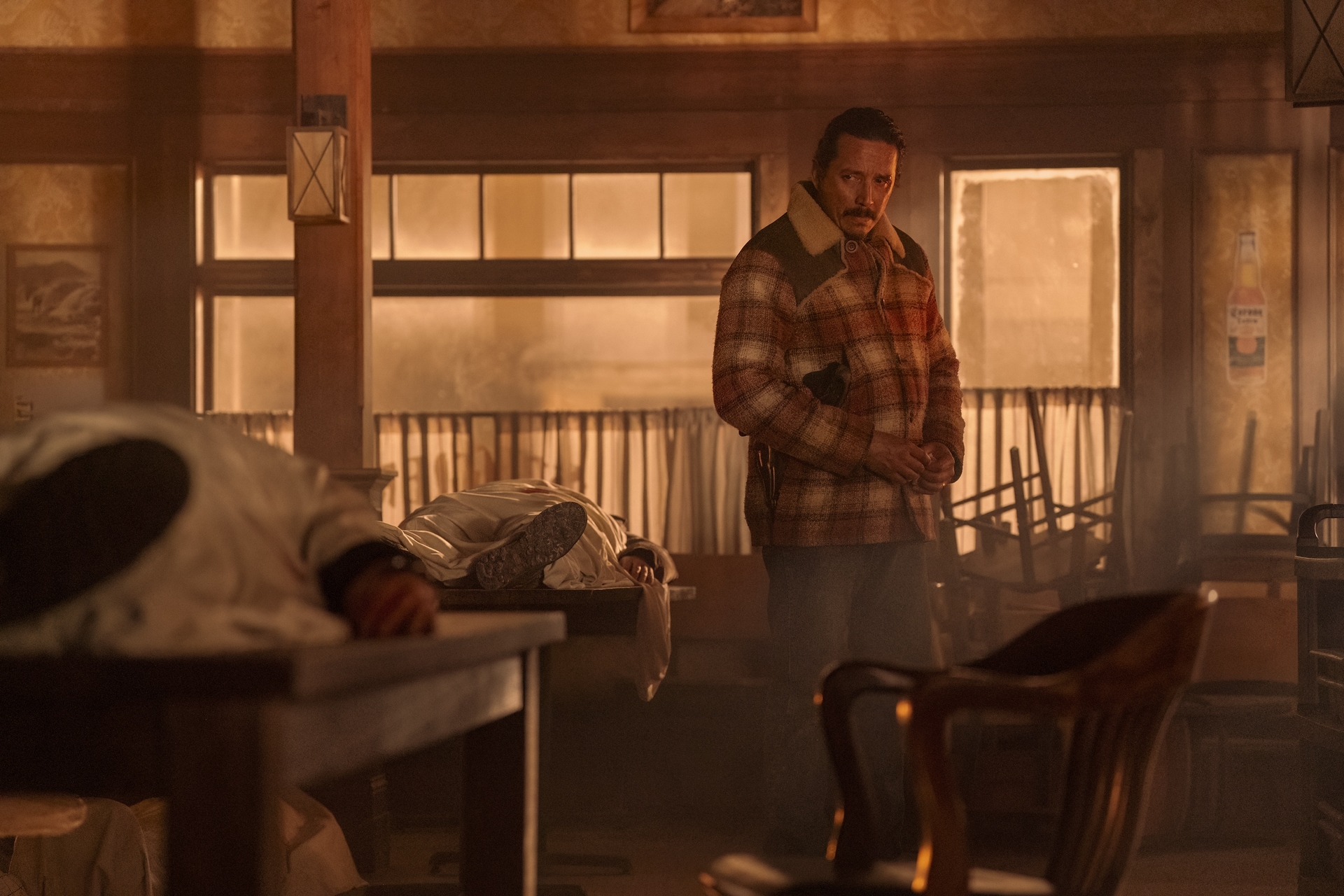 The Last Of Us Recap How Ellie Copes After Joel S Death Us Weekly