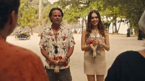 Us Explains Those White Lotus Feud Rumors Specifically Between Walton Goggins and Aimee Lou Wood
