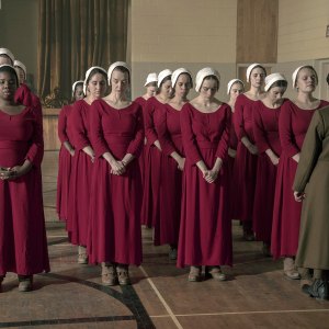The Handmaids Tale Stars Were not Allowed to Know the Shows Ending and Have not Seen the Finale Yet