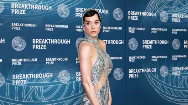 Katy Perry is Going to 'Sing in Space' on All-Women Blue Origin Rocket