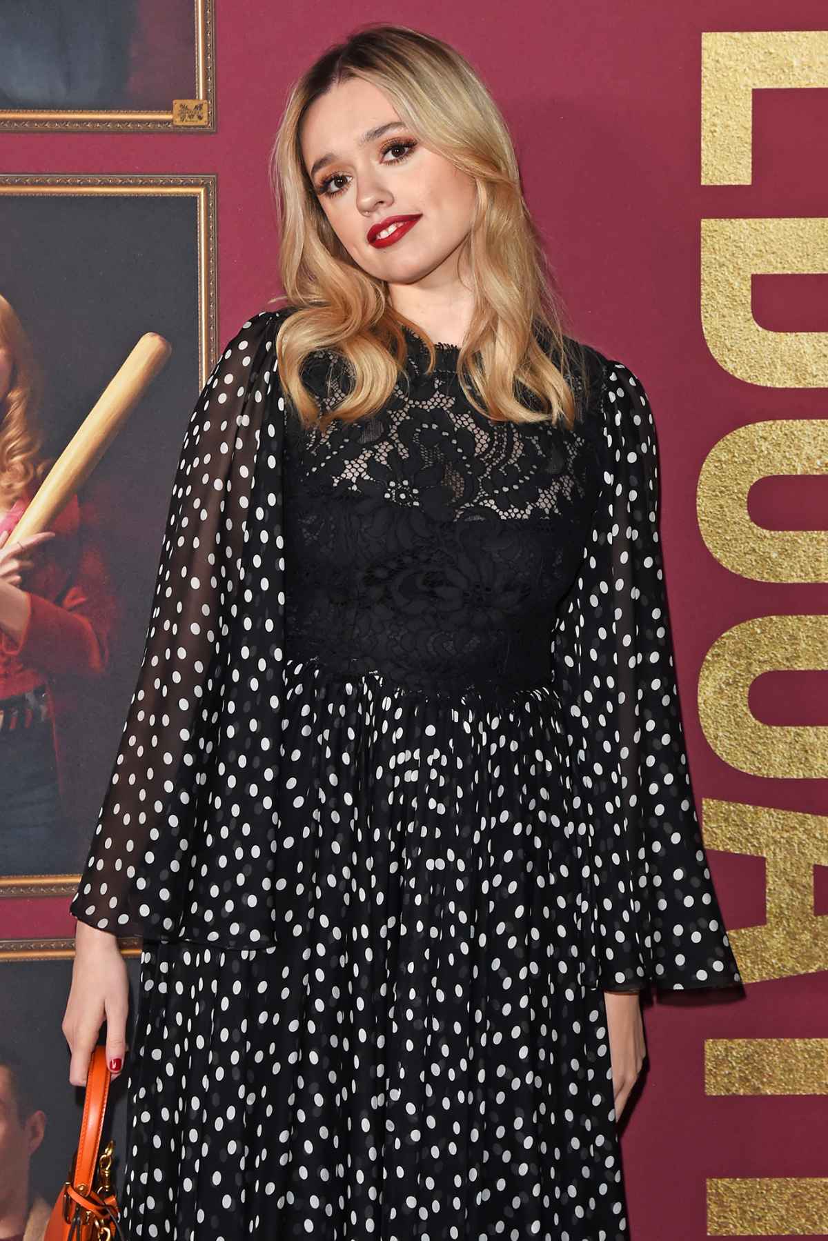 White Lotus star Aimee Lou Wood Dad Says Hes Grateful to Reconcile With Family After Estrangement