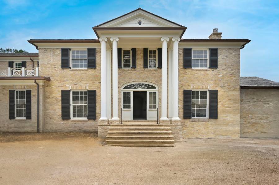 Emma Stone Lists Newly Renovated $26.5 Million Texas Home for Sale: See Inside Her Rustic Home
