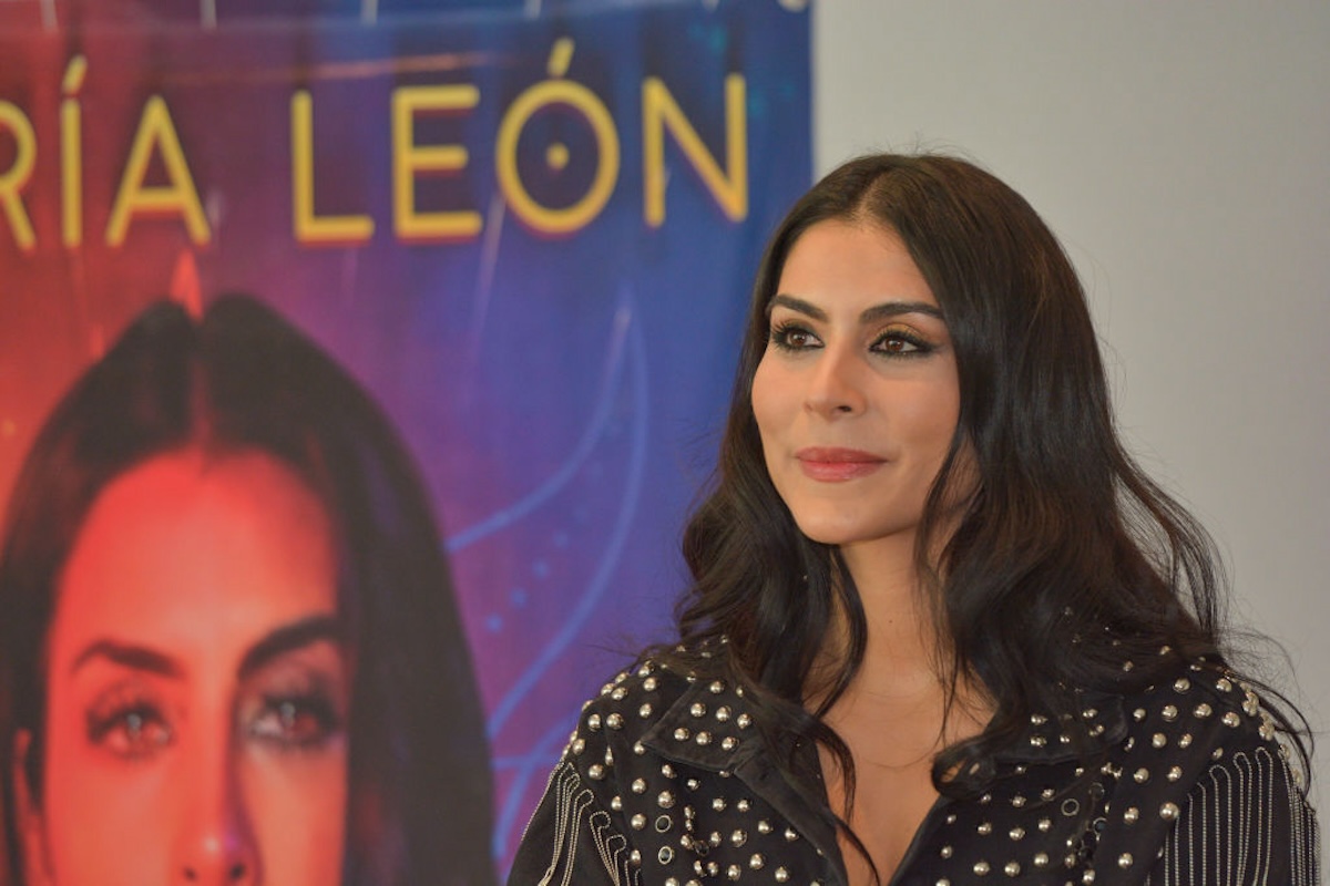 María León, cantante y actriz mexicana