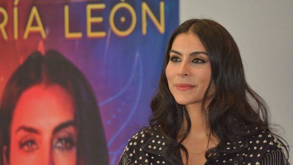 María León, cantante y actriz mexicana