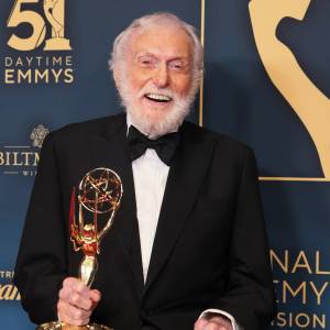 Dick Van Dyke’s Wife Jokes It’s a ‘Curse’ Husband Keeps Outliving All of His Famous Friends