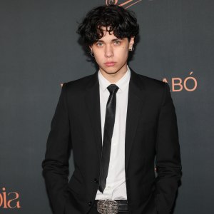 Landon Barker Goes Instagram Official With Girlfriend Skyla Sanders