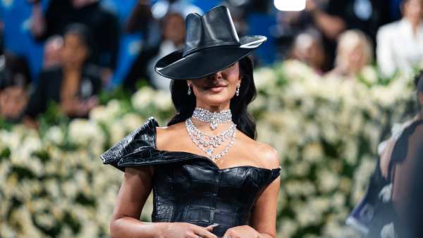 Kim-Kardashian-Met-Gala