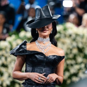 Kim-Kardashian-Met-Gala