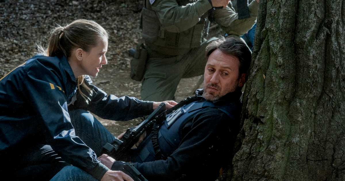 جوش ستيوارت في دور Dutton Ranch بعد خروج العقول الإجرامية