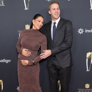 Jared-and-Christen-Goff-GettyImages-2198084178.