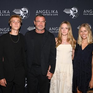 Liev-Schreiber-Family-Feature-GettyImages-2169364034