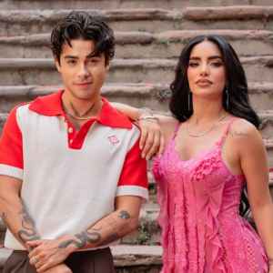Mario Bautista y Kimberly Loaiza grabaron el tema 'Mamá'