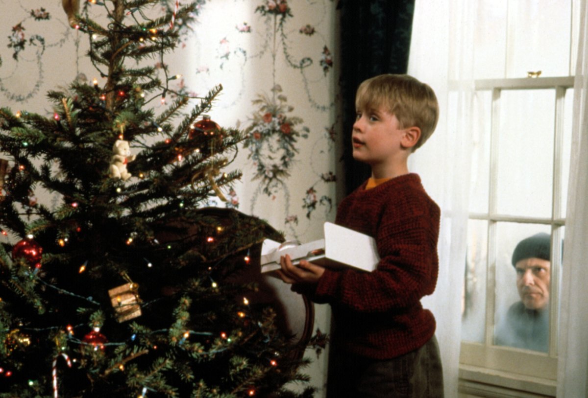 What Is It Like to Live in the Iconic 'Home Alone' House? Former Resident Speaks Out