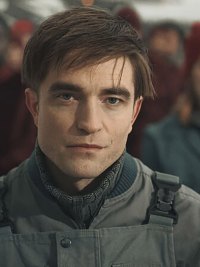 Robert Pattinson in Mickey 17