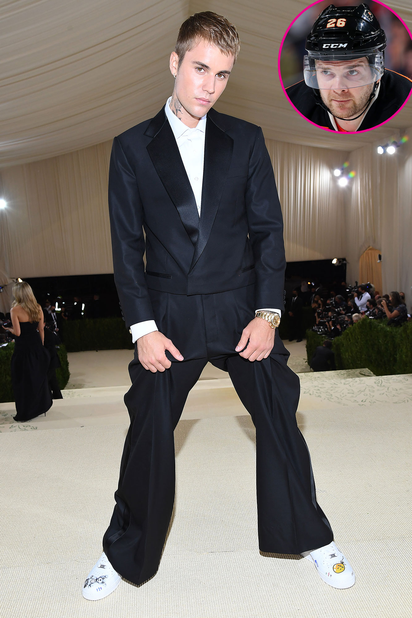 Feature Maple Leafs Alum Carlo Colaiacovo Criticizes Justin Bieber Game 7 Appearance Behind Bench