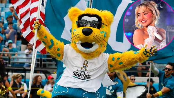 Promo NFL Jaguars Used Sabrina Carpenter Juno Positions to Announce Schedule