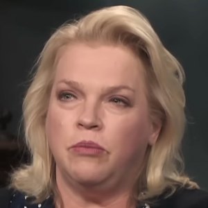 Sister Wives Recap Janelle Admits She Doesn t Like Kody and Robyn Isn t Looking for Friendship